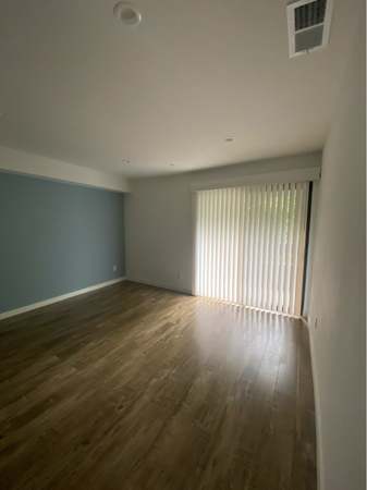 Photo of 355 S Marengo Ave #204, Pasadena, CA 91101