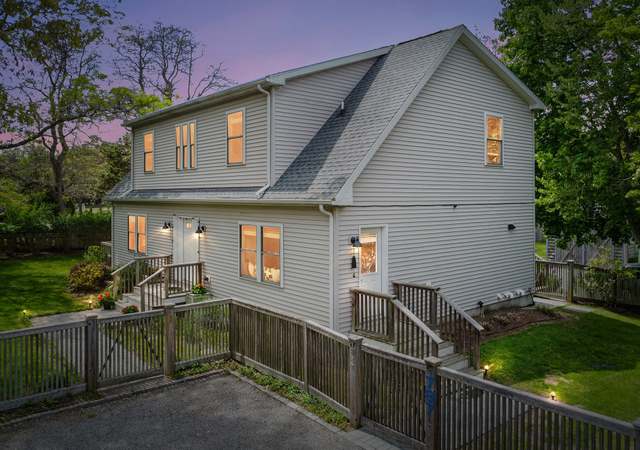 Property at 787 Accabonac Rd, Springs, NY 11937, 3 beds, 2.5 baths