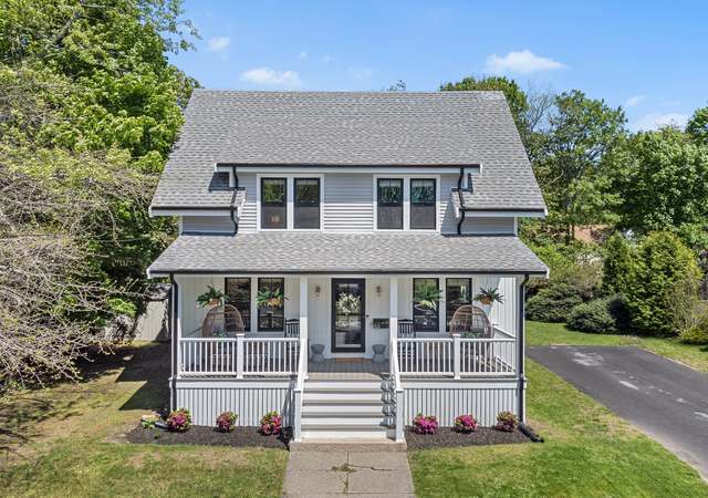 Photo of 63 Green St, Fairhaven, MA 02719