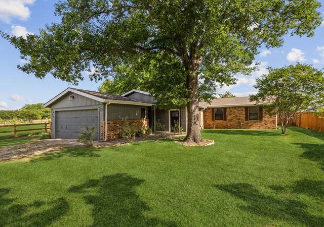 Photo of 7613 Hewitt St, North Richland Hills, TX 76182