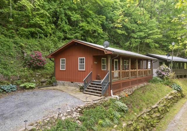 Property at 79 Jeffrey Ln, Waynesville, NC 28785, 2 beds, 2 baths