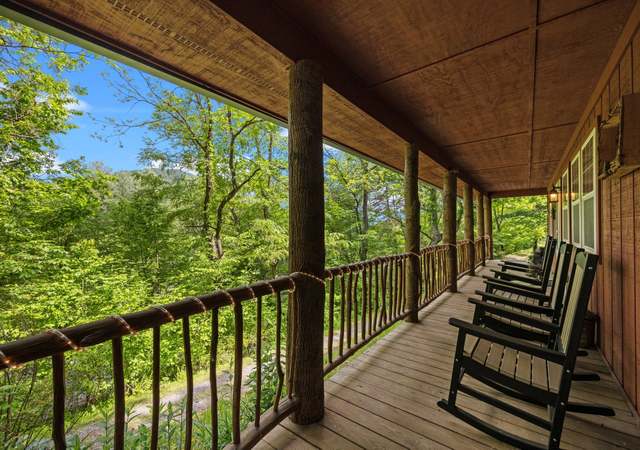 Photo of 79 Jeffrey Ln, Waynesville, NC 28785