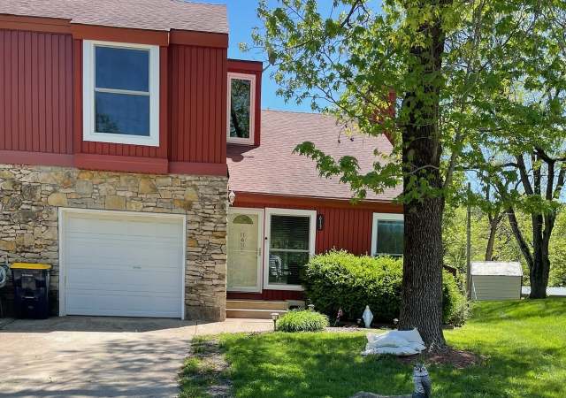 Property at 613 NE 90th Ter, Kansas City, MO 64118, 3 beds, 2.5 baths
