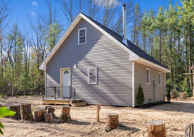 Property at 23748 Cutler Rd, Newaygo, MI 49337, 2 beds, 1 bath