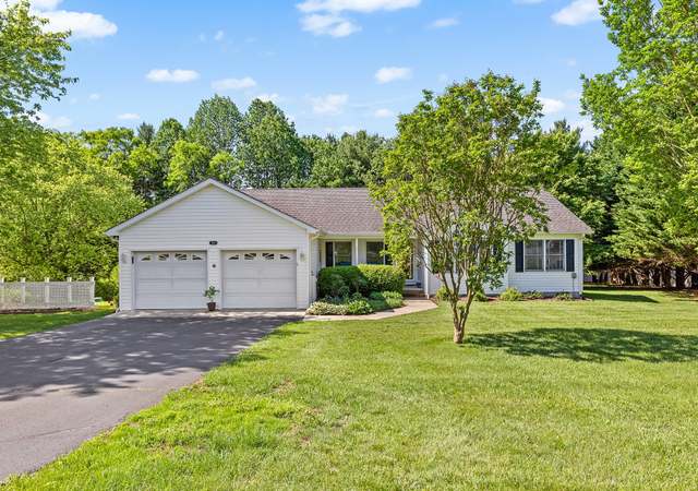 Property at 811 S Meadowview Dr, Chestertown, MD 21620, 3 beds, 2 baths