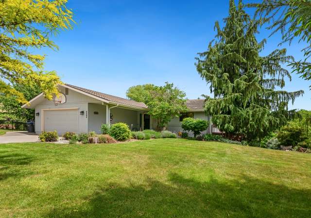 Property at 3285 Burch Mountain Rd, Wenatchee, WA 98801, 3 beds, 2.5 baths