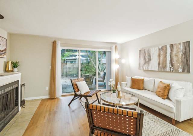 Property at 13015 102nd Ln NE #2, Kirkland, WA 98034, 2 beds, 2.5 baths