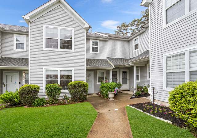 Photo of 205 Prosperity Ct, Toms River, NJ 08755