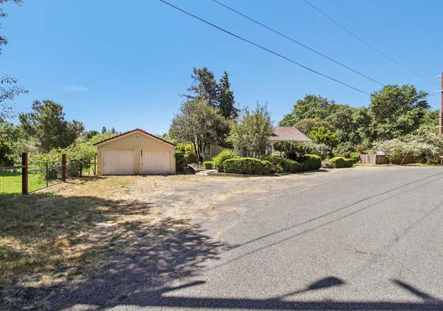 Property at 6755 Carol Dr, Sebastopol, CA 95472, 3 beds, 2 baths