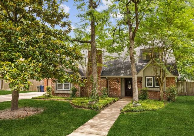 Property at 233 Magnolia Way, Huntsville, TX 77320, 4 beds, 3 baths