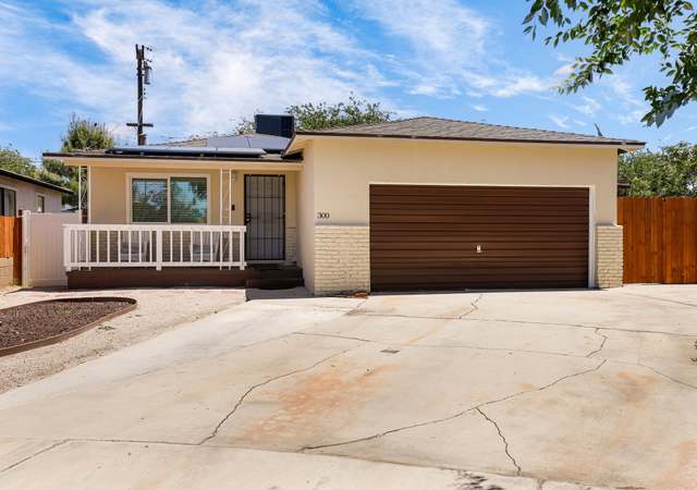 Photo of 300 W Avenue J9, Lancaster, CA 93534