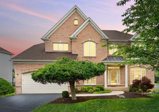 Property at 4831 Cross Meadow Pl, Chantilly, VA 20151, 5 beds, 4.5 baths