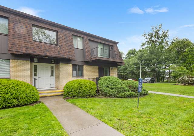 Property at 408 Cherry Hill Dr, Poughkeepsie, NY 12603, 2 beds, 1.5 baths