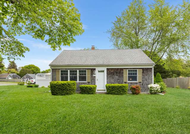 Photo of 253 Gifford St, Falmouth, MA 02540