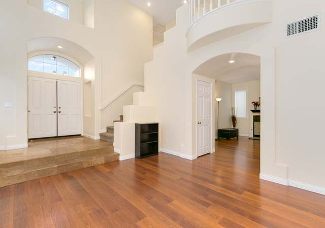 Photo of 2409 N Summit Circle Gln, Escondido, CA 92026