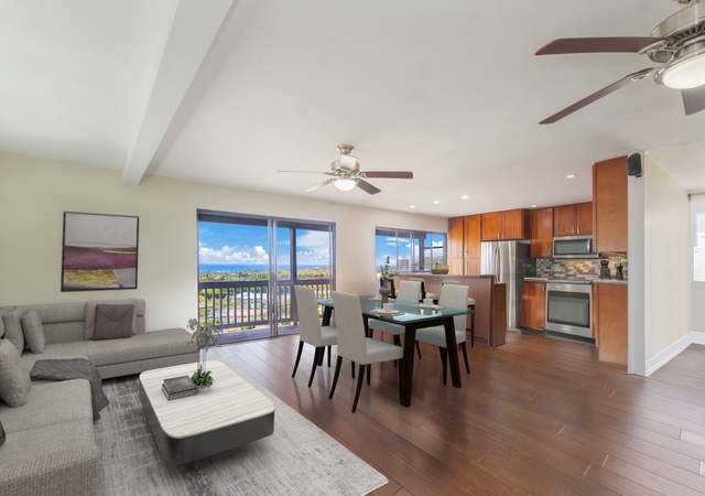 Property at 1492 Halekoa Dr, Honolulu, HI 96821, 4 beds, 3 baths