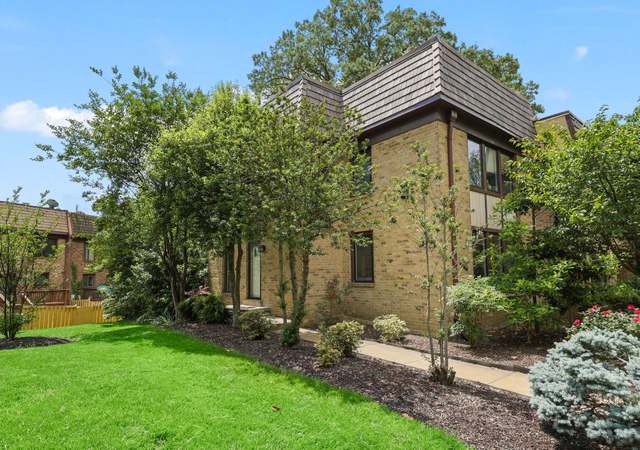 Property at 10219 Blake Ln, Oakton, VA 22124, 3 beds, 4 baths