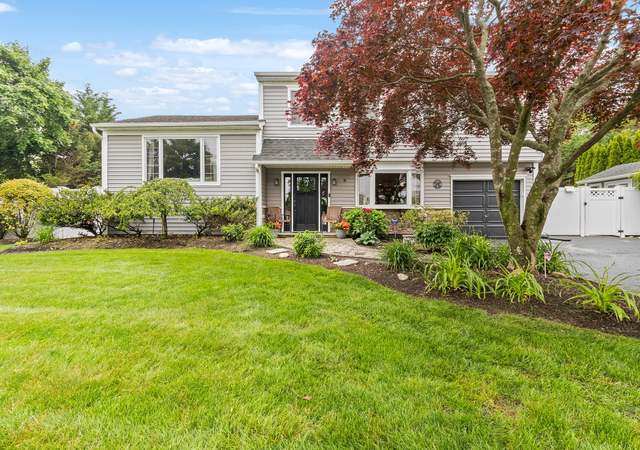 Property at 8 Arlene St, Farmingville, NY 11738, 4 beds, 2.5 baths