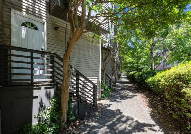 Property at 415 W 7th St Unit H, Charlotte, NC 28202, 1 bed, 1 bath