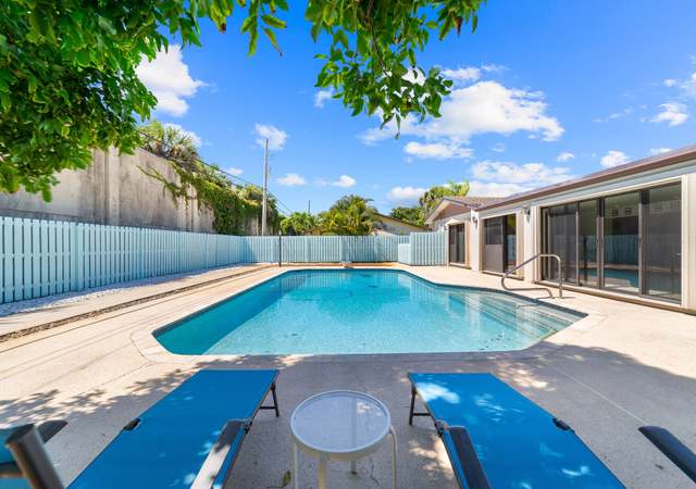 Photo of 9801 Buttercup Cir N, Palm Beach Gardens, FL 33410