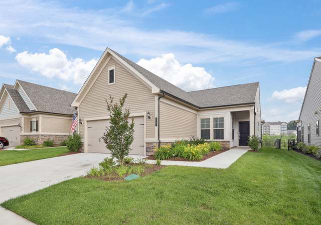 Property at 21792 Hawksbill High Cir, Sterling, VA 20164, 2 beds, 2 baths