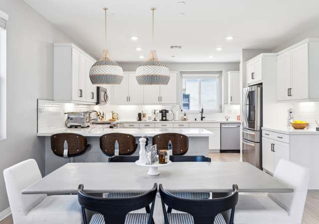 Property at 782 Daniel Freeman Cir, Inglewood, CA 90301, 4 beds, 3.5 baths