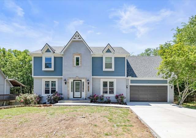 Property at 3705 SW Kimstin Cir, Blue Springs, MO 64015, 4 beds, 3.5 baths