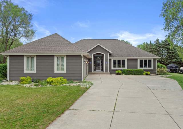 Property at S91W35161 Prairie Ct, Eagle, WI 53119, 5 beds, 3.5 baths