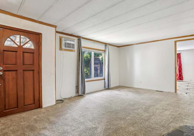 Photo of 10132 228th Pl SE, Woodinville, WA 98077