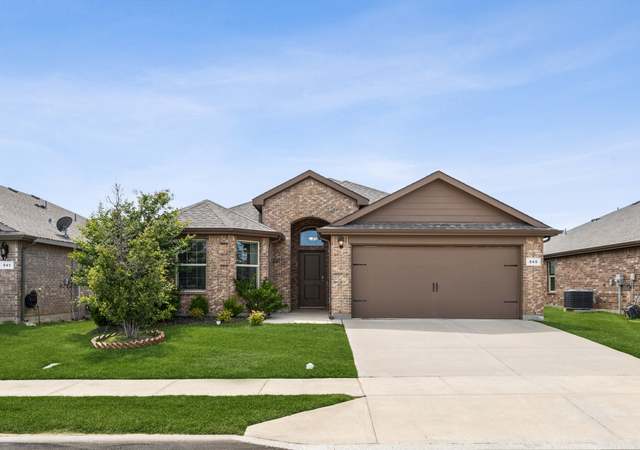 Property at 545 Houndstooth Dr, Fort Worth, TX 76131, 4 beds, 2 baths