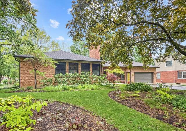 Photo of 580 W Main St, Cary, IL 60013