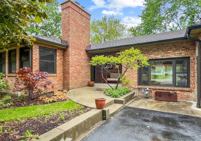 Photo of 580 W Main St, Cary, IL 60013