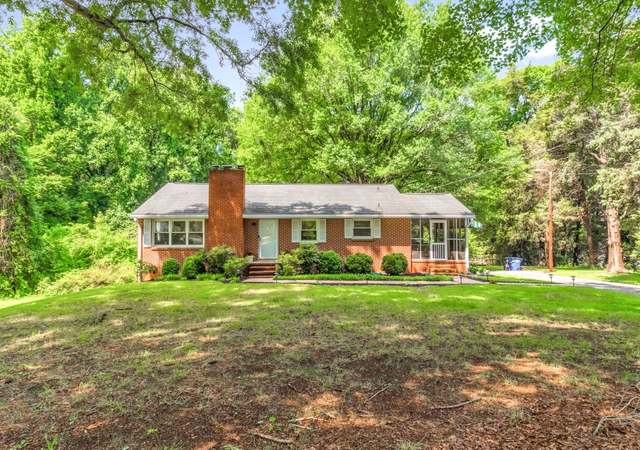 Property at 3870 Shattalon Dr, Winston-salem, NC 27106, 3 beds, 1 bath