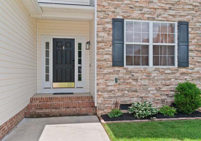 Photo of 8 Secrest Dr, Arden, NC 28704