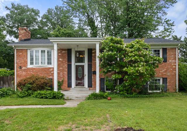 Property at 14033 Roanoke St, Woodbridge, VA 22191, 5 beds, 3 baths