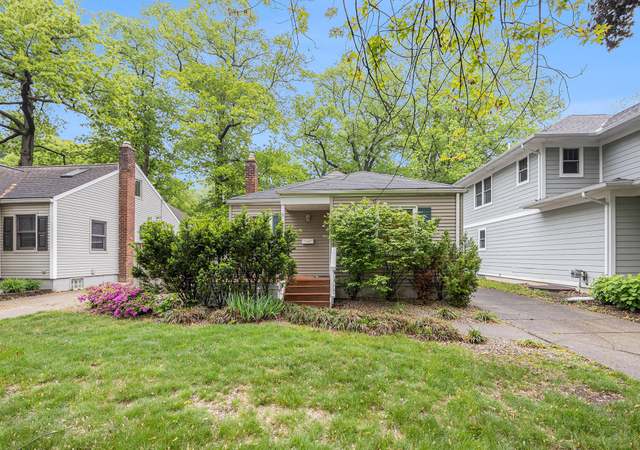 Property at 306 N Vermont Ave, Royal Oak, MI 48067, 3 beds, 2 baths