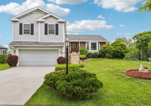 Property at 10 Sheffield Ct, Streamwood, IL 60107, 3 beds, 2.5 baths