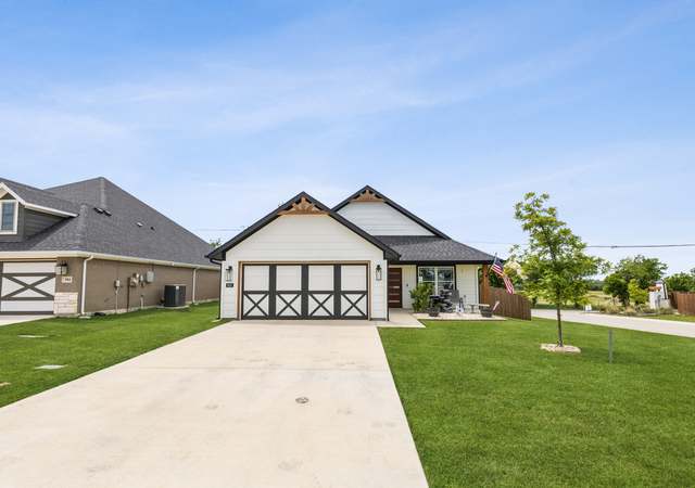 Property at 900 Tesslynn Ave, Godley, TX 76044, 3 beds, 2 baths