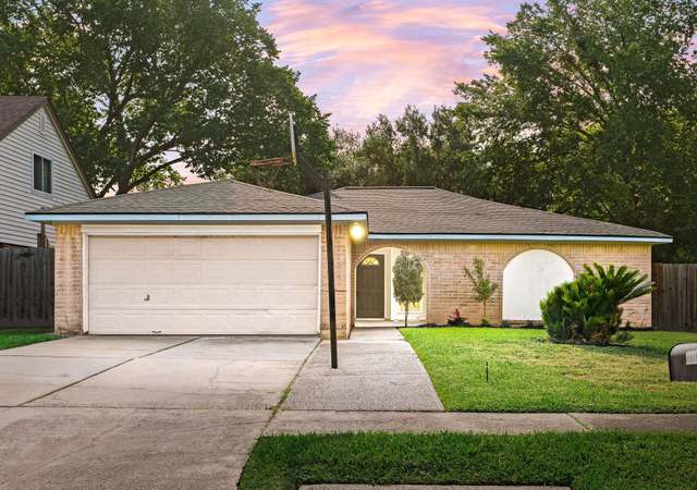 Property at 1222 Ashwood Dr, Sugar Land, TX 77498, 3 beds, 2 baths