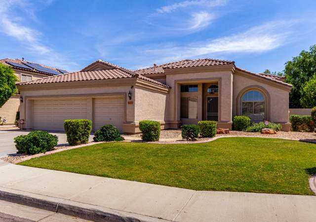 Property at 7231 W Lone Cactus Dr, Glendale, AZ 85308, 4 beds, 2 baths