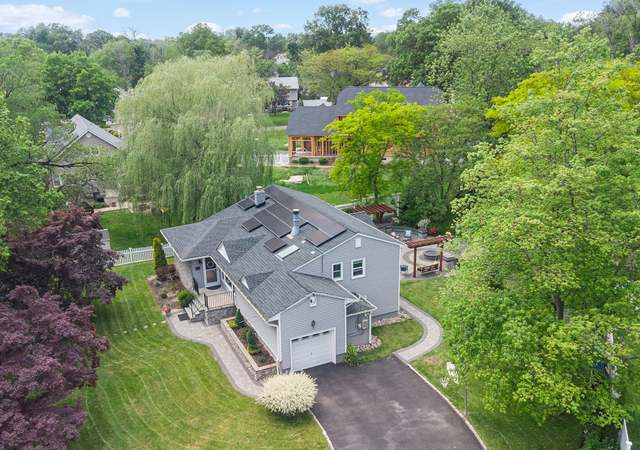 Photo of 110 William St, Clark Twp., NJ 07066-2850