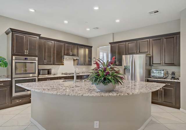 Property at 3155 Dalmazia Ave, Henderson, NV 89044, 3 beds, 2.5 baths