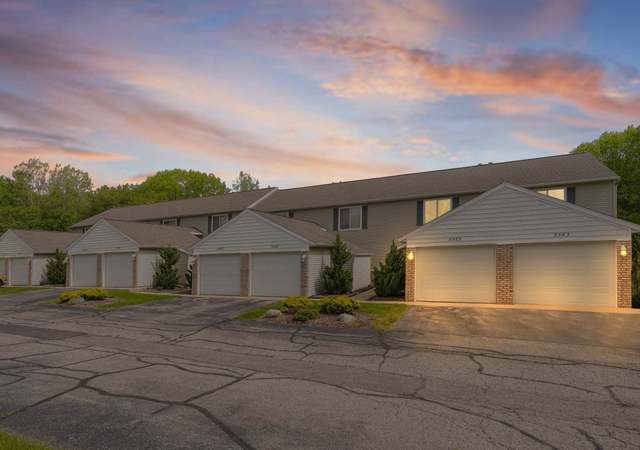 Photo of 8585 Courtland Dr NE, Rockford, MI 49341