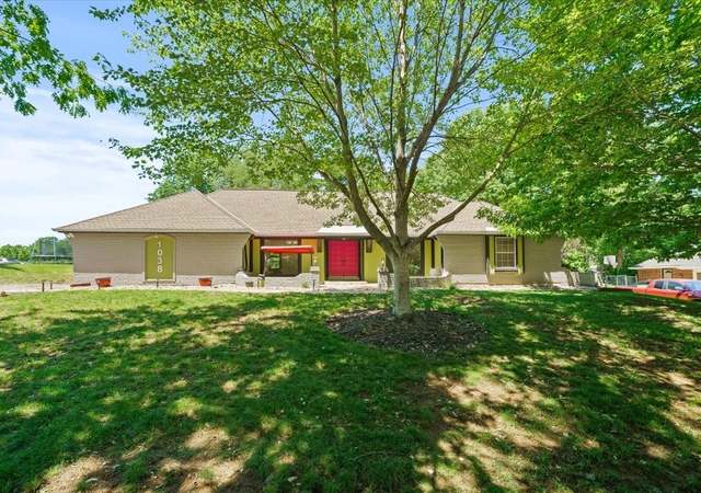 Property at 1038 N Woodland Ct, Oakwood, MO 64118, 6 beds, 4.5 baths