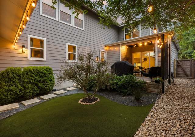 Property at 2100 E 10th St, Austin, TX 78702, 4 beds, 3.5 baths