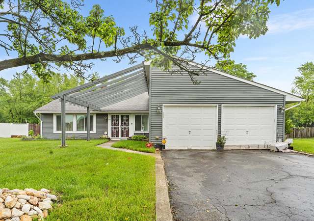 Property at 145 Arbor Meadow Dr, Sicklerville, NJ 08081, 4 beds, 2 baths