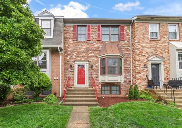 Property at 3950 Tallow Tree Pl, Fairfax, VA 22033, 4 beds, 3.5 baths