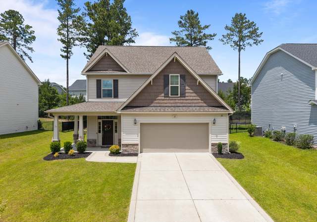 Property at 453 Falls Creek Dr Dr, Spring Lake, NC 28390, 4 beds, 2.5 baths