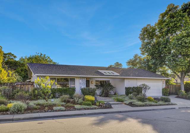 Property at 607 Hove Ct, Walnut Creek, CA 94598, 5 beds, 2.5 baths
