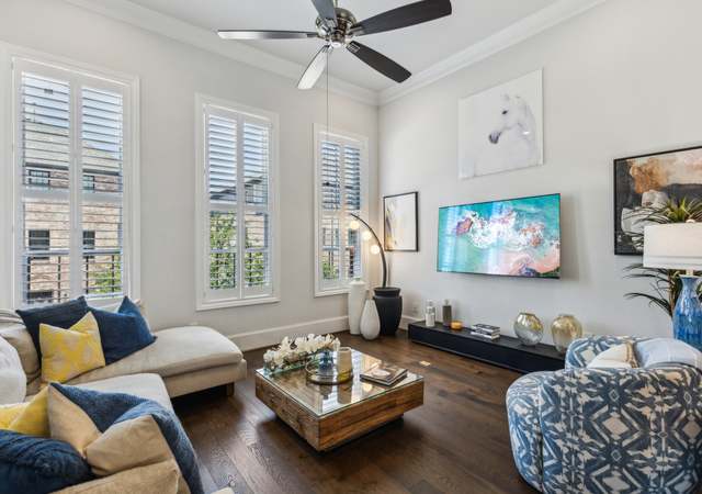 Property at 4120 Runyon Rd, Addison, TX 75001, 2 beds, 2.5 baths